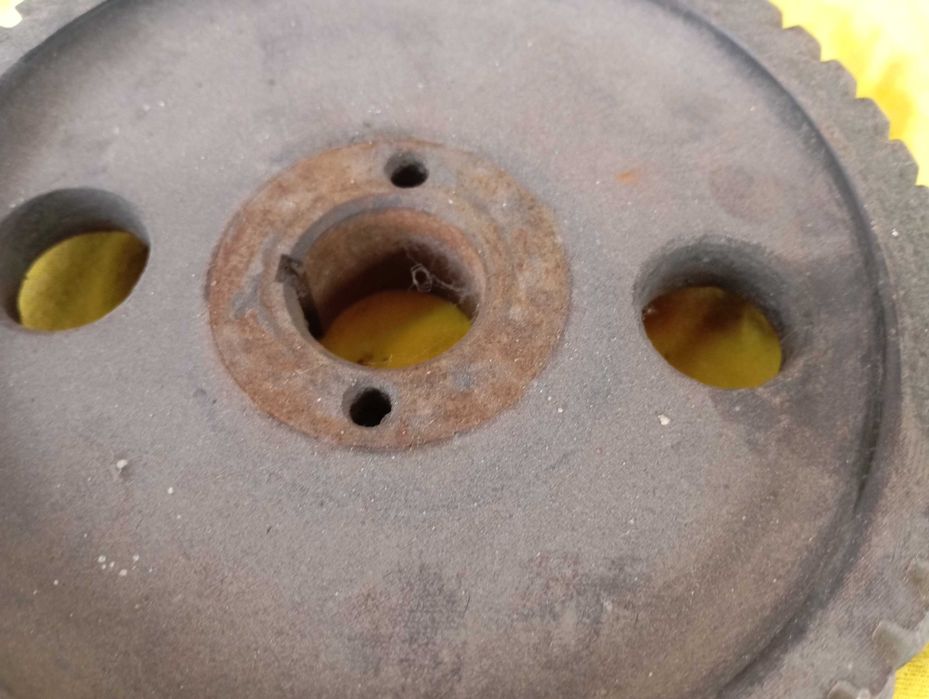 Шестерня грм от Волги