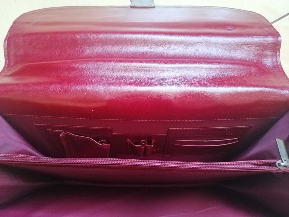 Nowa skórzana aktówka teczka dyplomatka bordowa A4