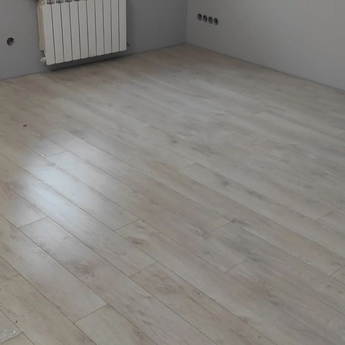 Укладка ламінату Монтаж плінтуса Мдф Паркетна дошка Укладання ламінату