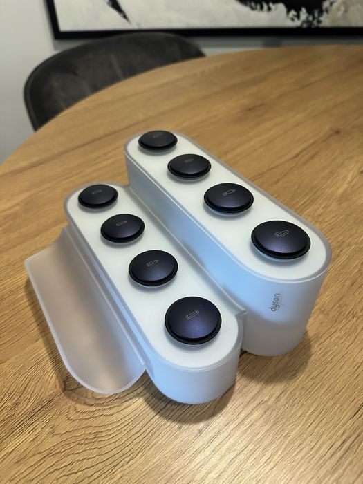 Подставка под стайлер Dyson