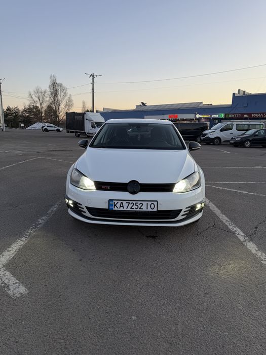 Golf 7  1.4  під ремонт коробки