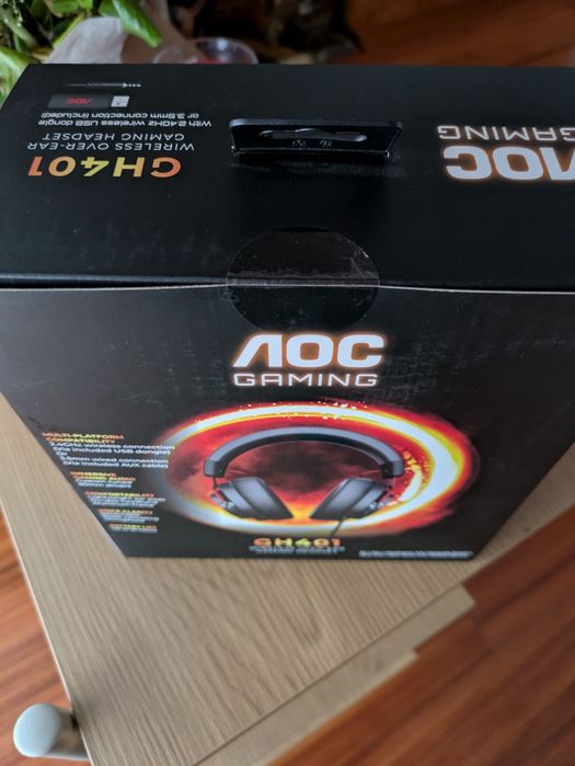 Headphones AOC Gaming Sem Fios