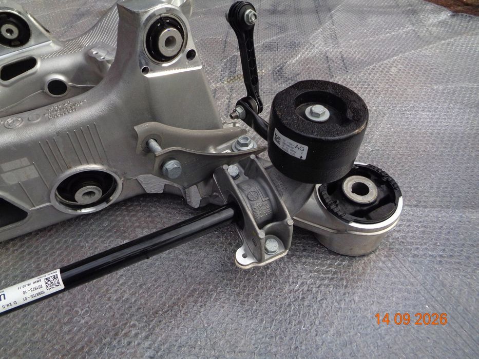 sanki tylne bmw 5 g60 g61 8831012 z 2026 roku nowe
