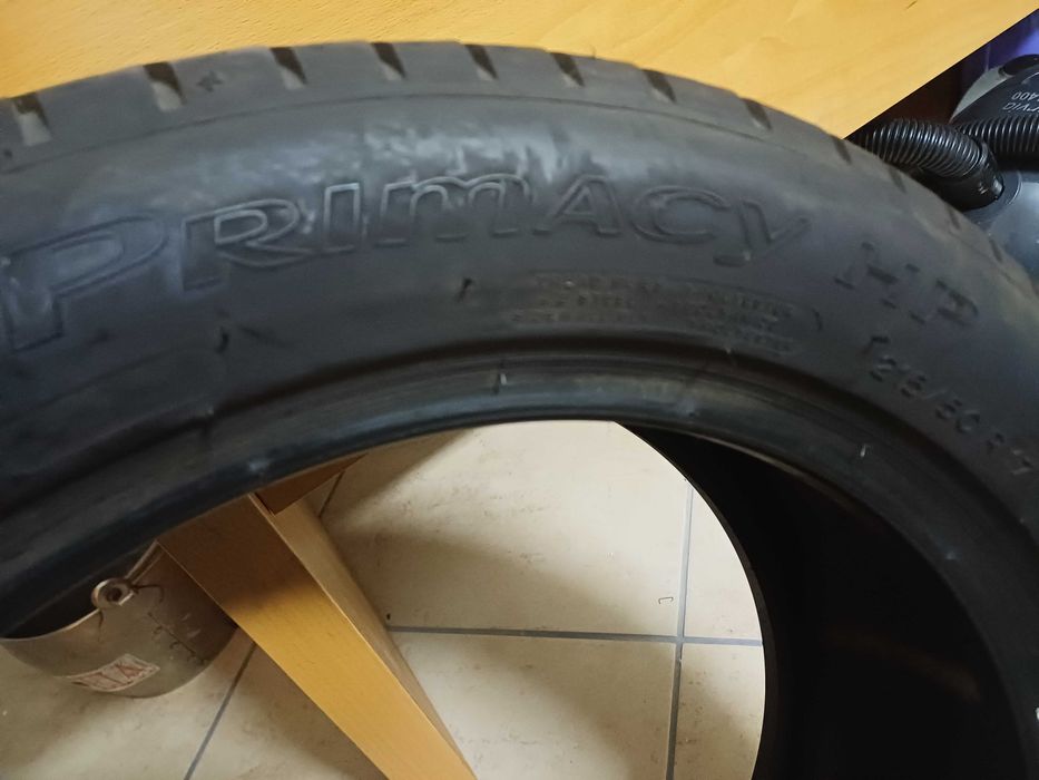 1 pneu Michelin Primacy 215/50r17