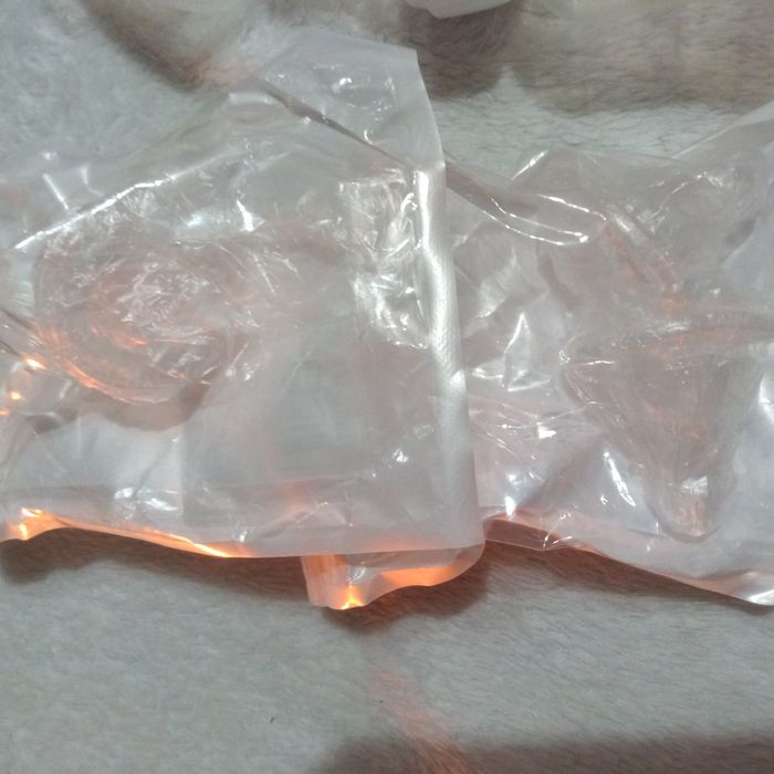 Biberão novo com 5 tetinas