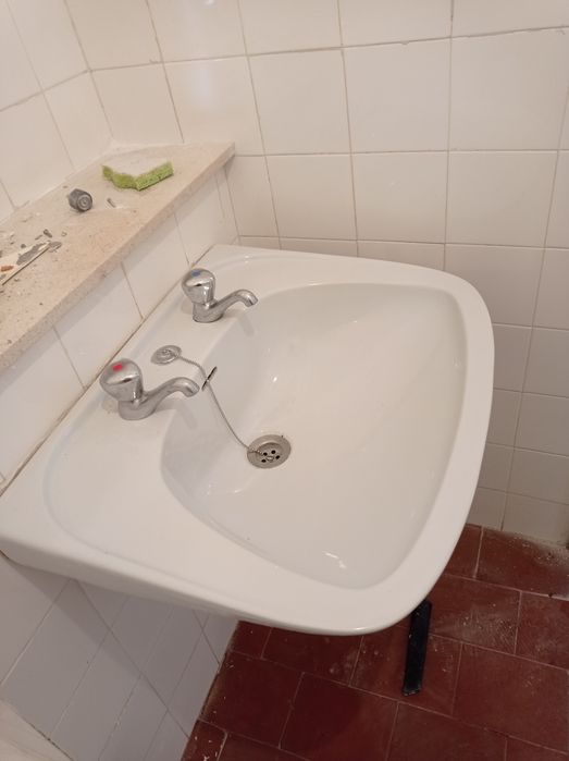 Lavatório de casa-de-banho