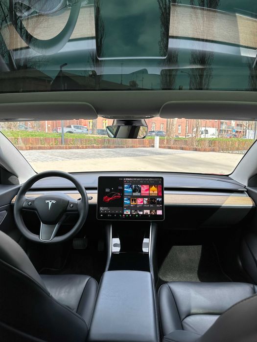 Tesla Model 3 Standard Range Plus