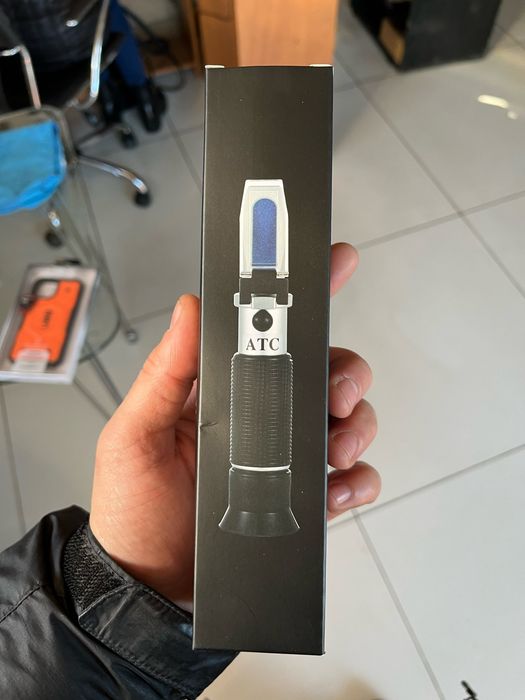 Microscopio medidor de grau de alcool provável uvas de vinho / vinha