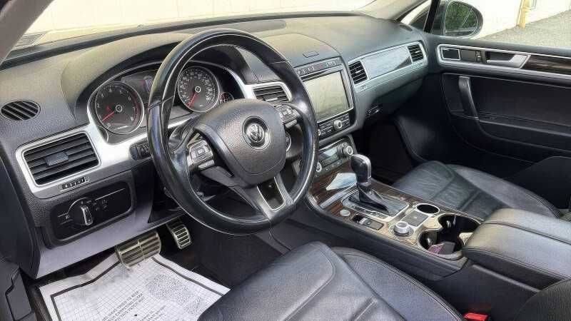 2015 Volkswagen Touareg V6 Executive