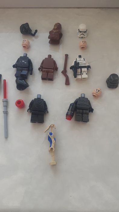 Фігурки лего  ...