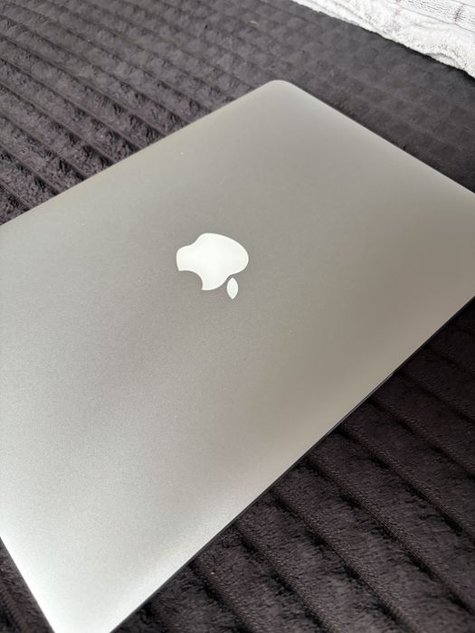 MacBook Pro retina 2015 8GB RAM 128GB SSD