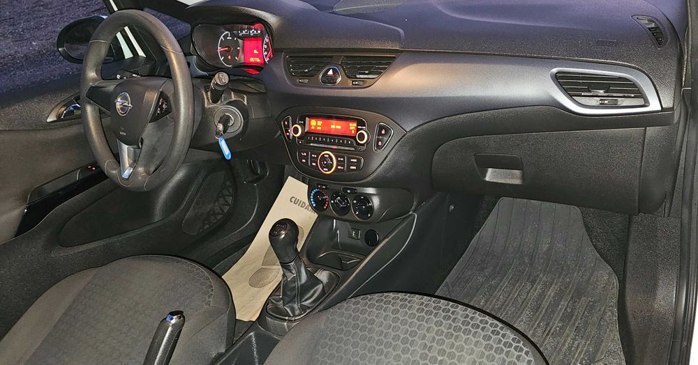 Opel Corsa 1.3 CDTI 2016 – 136.000 km – Excelente Estado e Económico