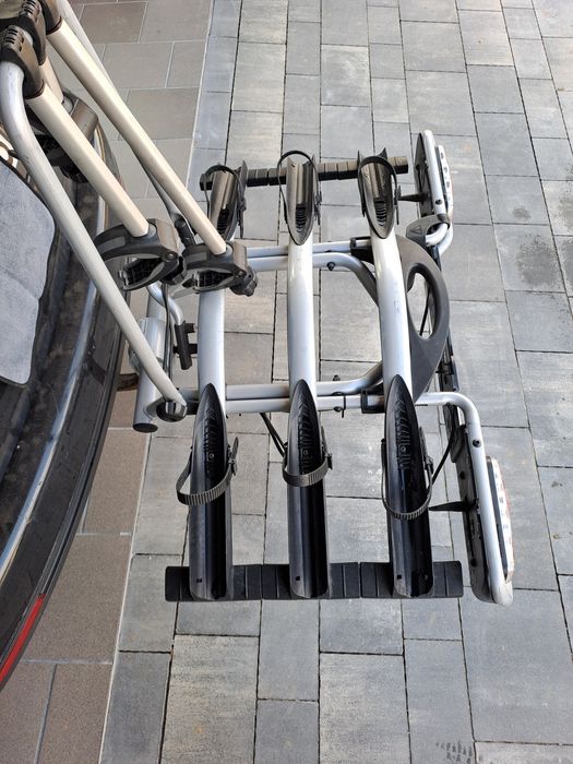 Bagaznik rowerowy thule na 3 rowery