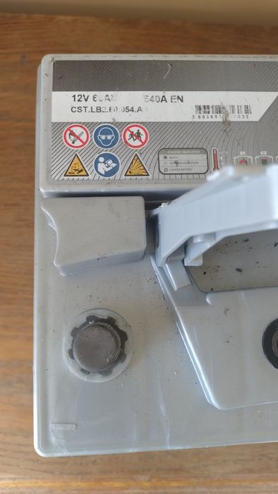 Akumulator Castrol 60Ah/540A