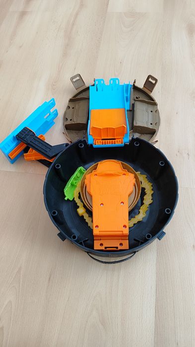 Pista de carros hot wheels - Monster truck