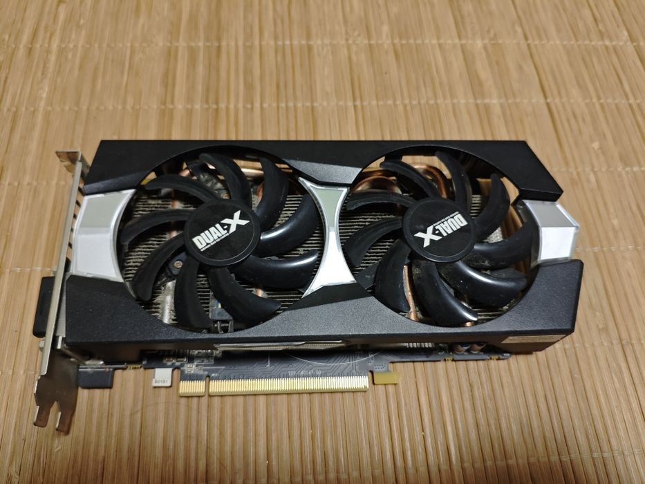 AMD Radeon R9 270 AMD (peças)
