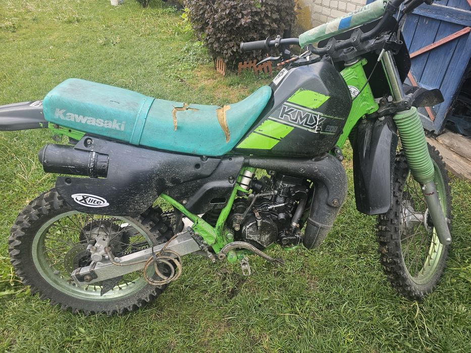 Kawaski kmx 200 .nowe opony