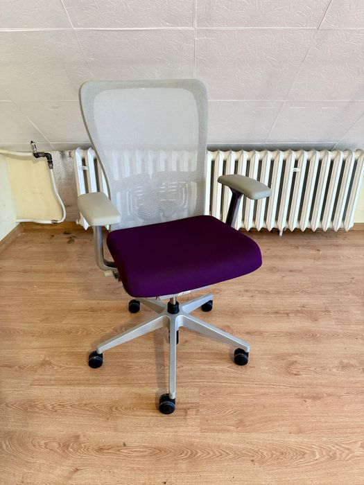 Krzesło fotel biurowy Haworth Zody stan idealny