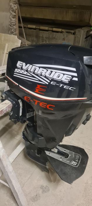 Silnik Evinrude E-Tec 30km,