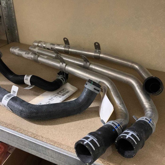 Патрубок охлаждения трубка акпп чироки Jeep Cherokee шланг рідини