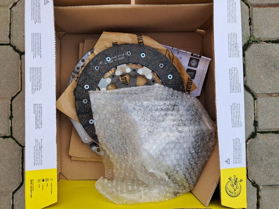 Комплект зчеплення LUK (624 3522 00) AUDI A4, A5, A6