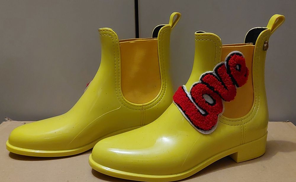 Conjunto de botas de senhora