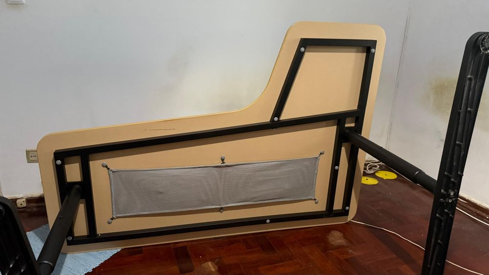 Mesa escritório em bom estado