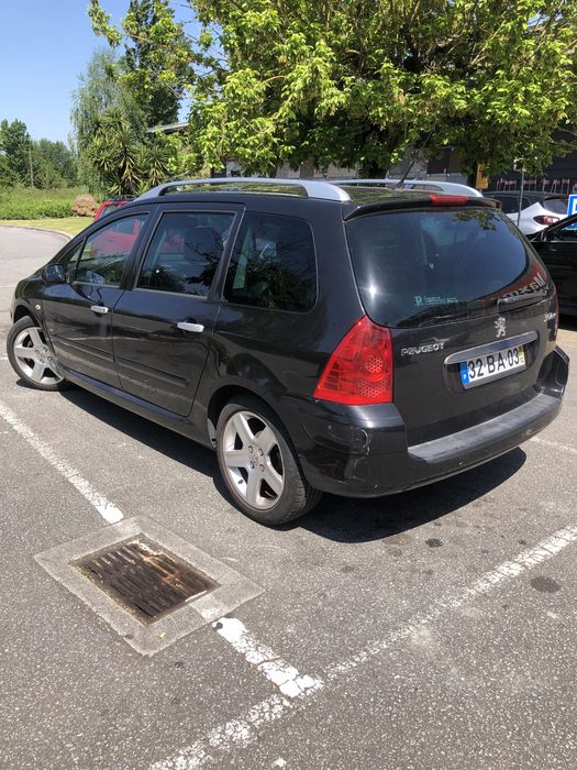 Peugeot 307 SW em bom estado