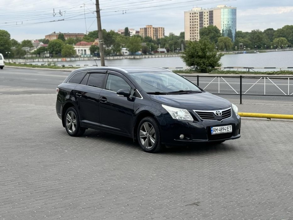 Тойота авенсіс т27.