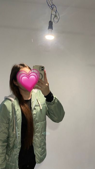 Курточка на осінь або весну