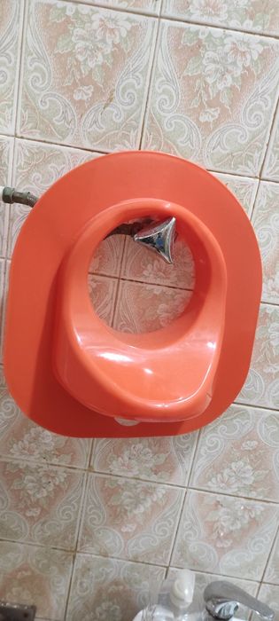 Vendo ou troco Redutor de sanita criança