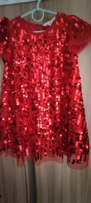 Праздничное  платье для девочки