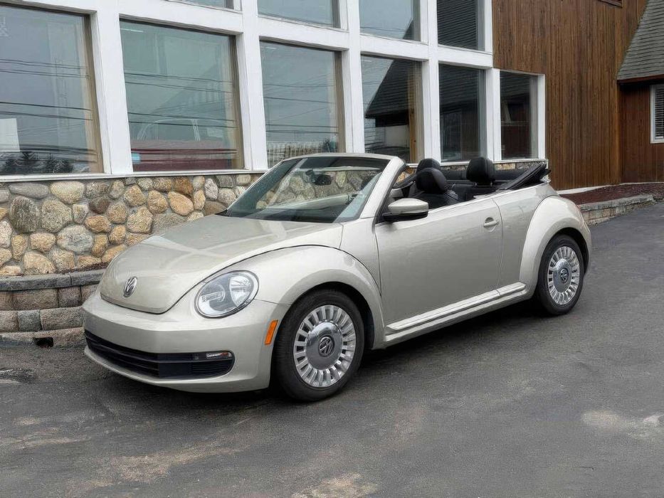 Volkswagen Beetle      2015