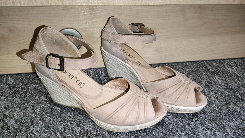 Buty damskie na okazje Lasocki 36 / 23 cm