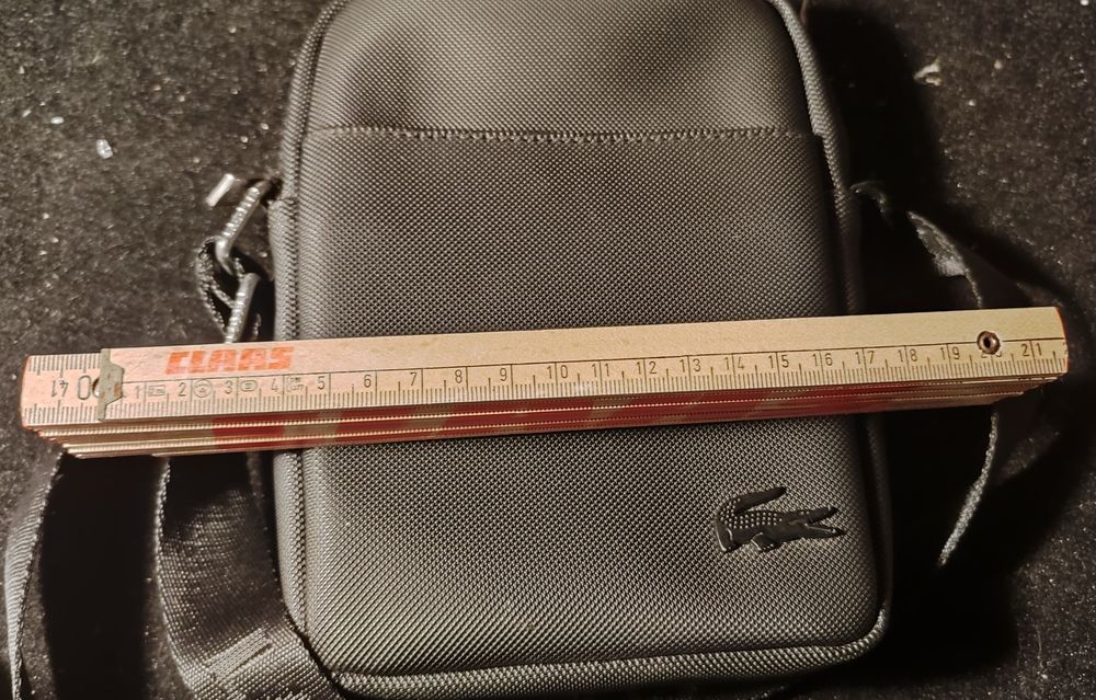 LACOSTE Сумочка Барсеточка Мужская Брендовая в Очень Хорошем Состоянии