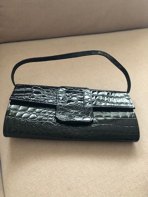 Torebka kopertowa czarna