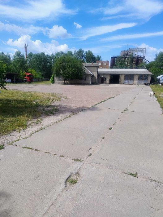 Територія, бокси для авто, складські, офісні приміщення