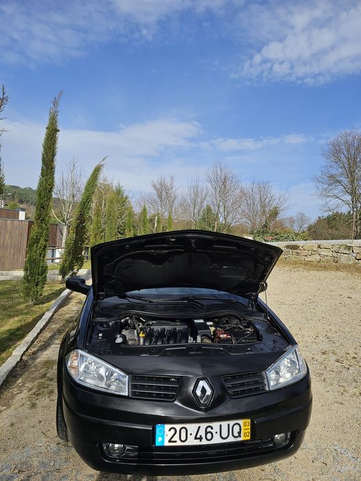Vendo Renault Megane II .
.