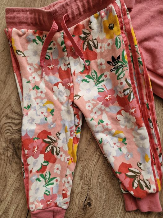 Dres adidas dla dziewczynki r. 92