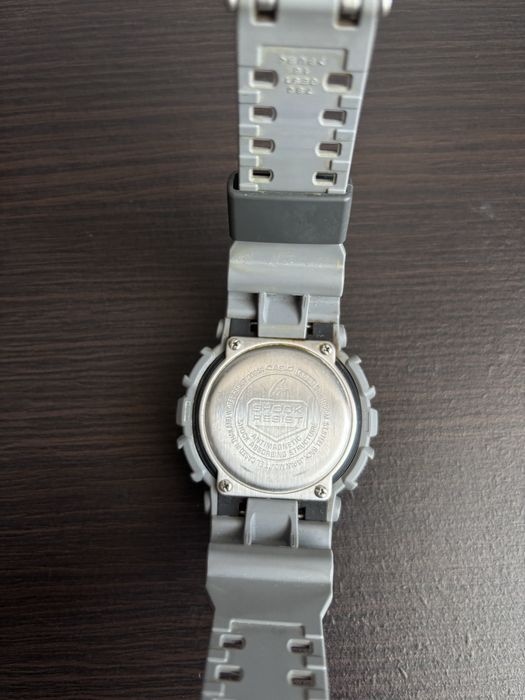 Casio G-Shock z serii Shock Resist.
