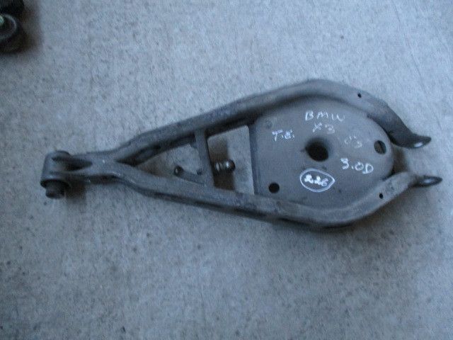 Braço de suspensão trás esquerdo BMW X3 (E83)