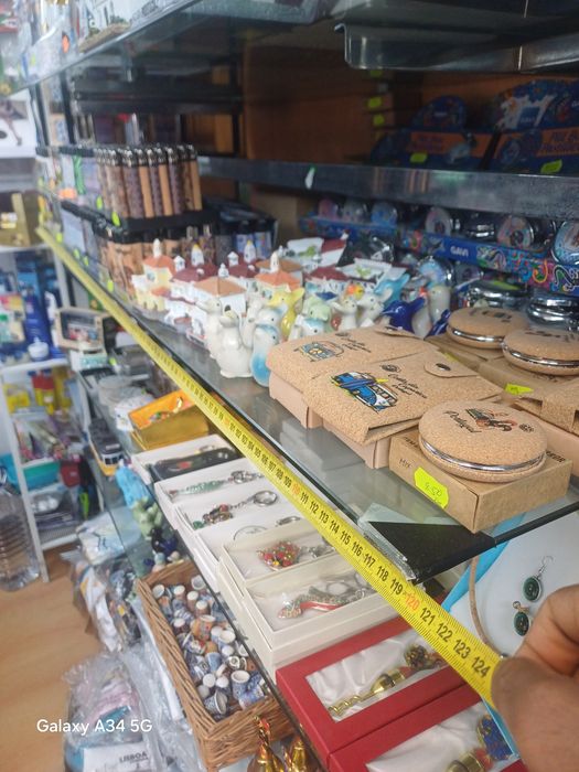 Shelves / Prateleiras /