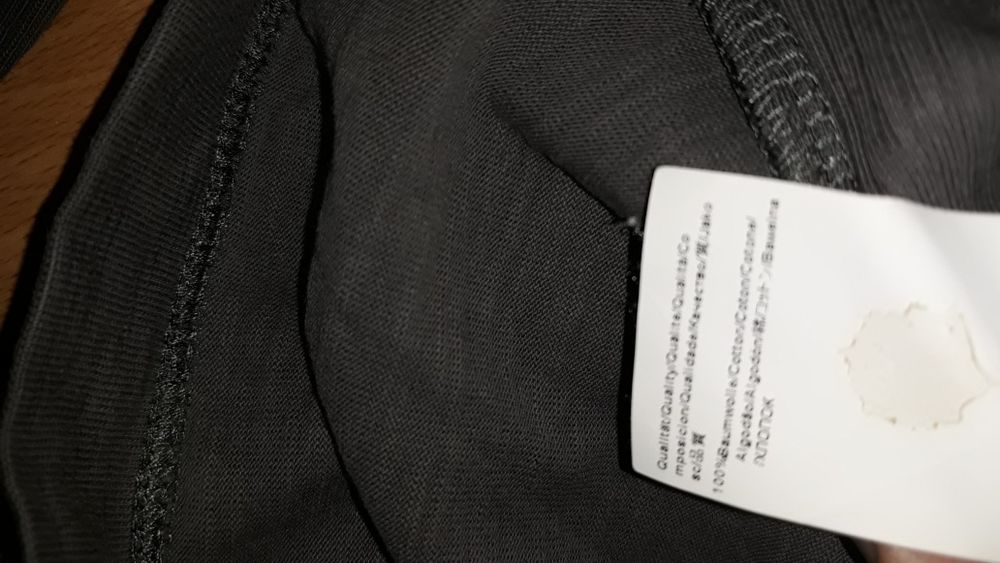 Продам реглан Hugo Boss оригинал