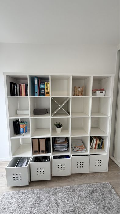 Estante Branco com Caixas de Arrumação 182x182cm