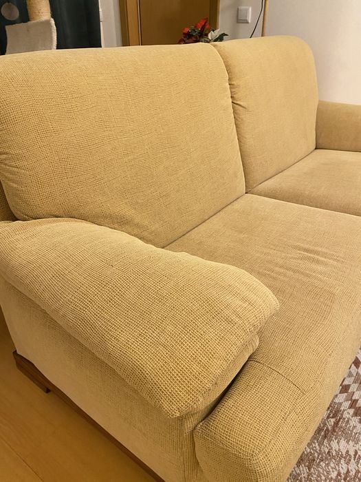 Conjunto Sofá e 2 poltronas