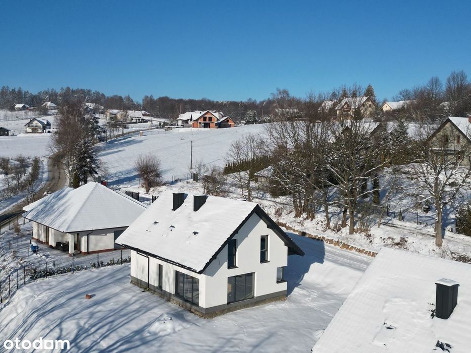 Energooszczędny Dom w Kobylcu | Miejska Kanalizacja | Bez PCC