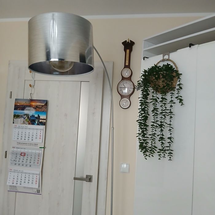 Lampa stojąca, podłogowa