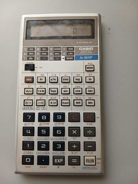 Калькулятор casio FX 3600p.