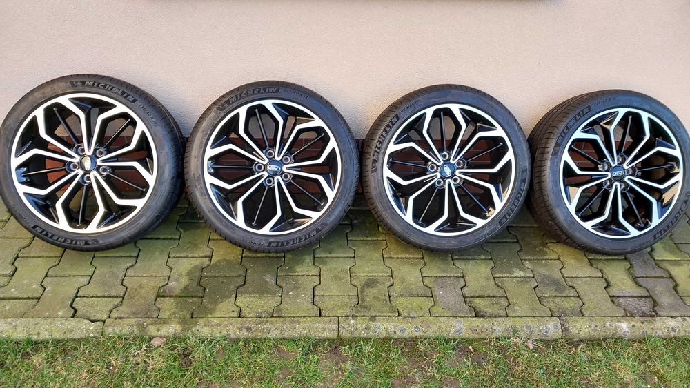 Koła, orginalne felgi aluminiowe 235x40 R18