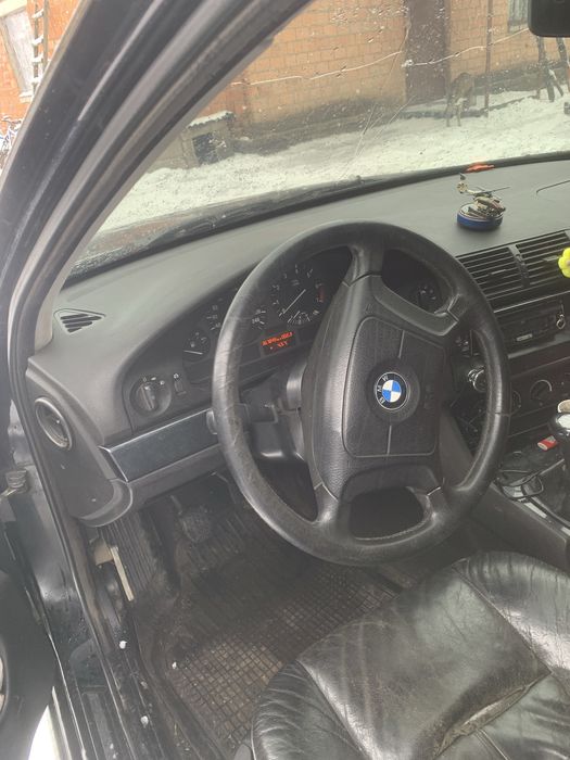 Продам BMW e39..